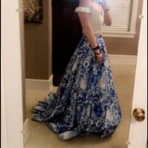 Sherri Hill Prom Dress